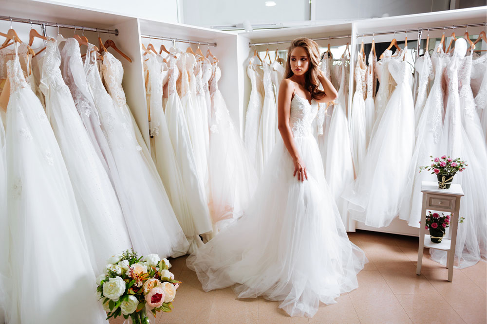 9 Helpful Tips to Choose the Right Wedding Dress