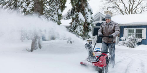 3 essential tips to buy snow blowers from snow blower clearance sale