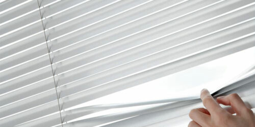 4 effective tips to clean your window blinds