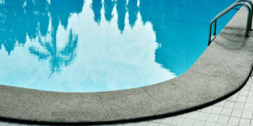 5 benefits of opting for a fiberglass pool