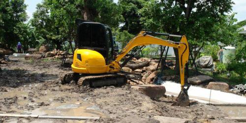 5 things to know about gardening backhoes