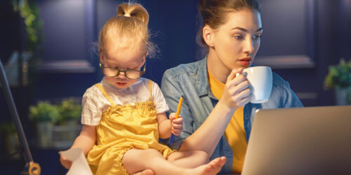 6 Efficient Ways To Deal With The Challenges Of Being A Working Mother