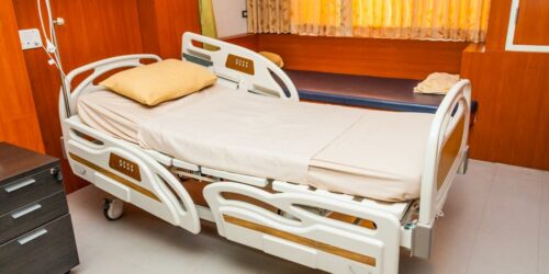 6 Hospital Beds That You Can Buy For Your Home