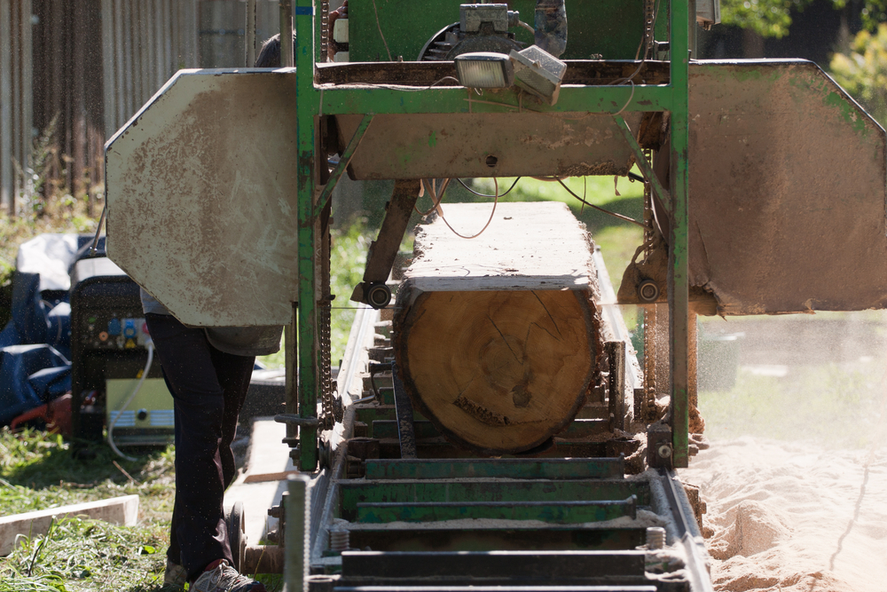 A Brief Insight into a Portable Sawmill