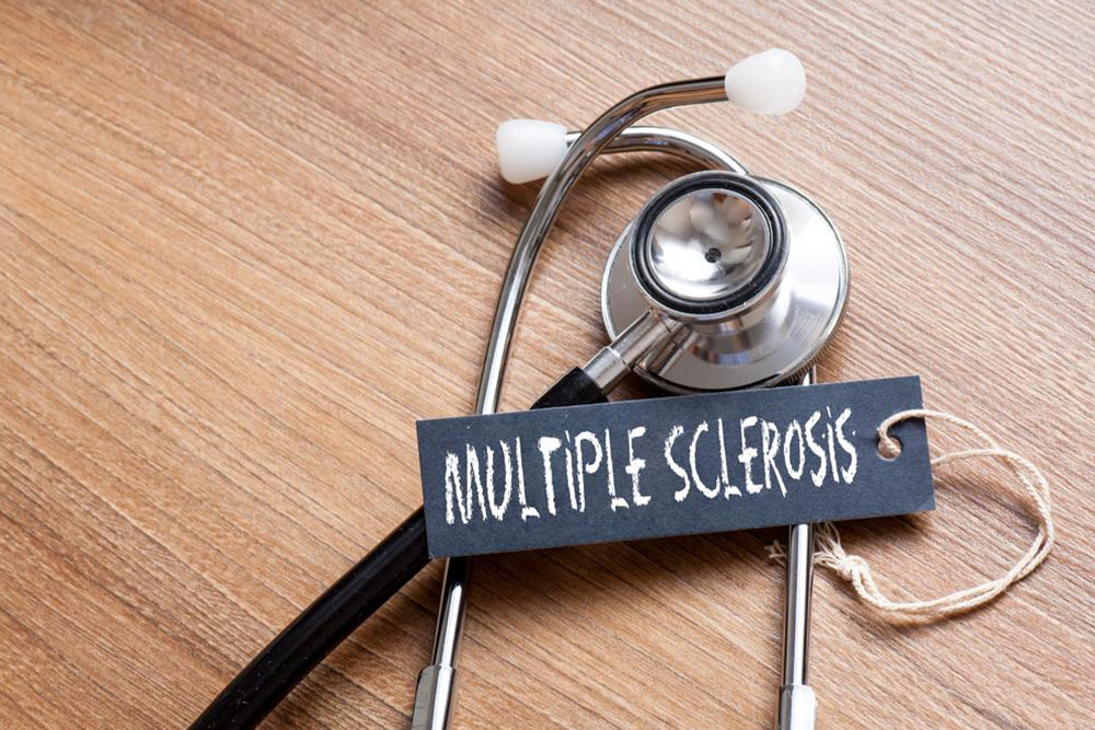 Diagnosis and treatments of multiple sclerosis