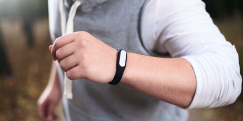 Factors to look for in a fitness tracker