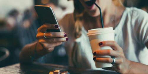 How To Choose The Right Camera Phones