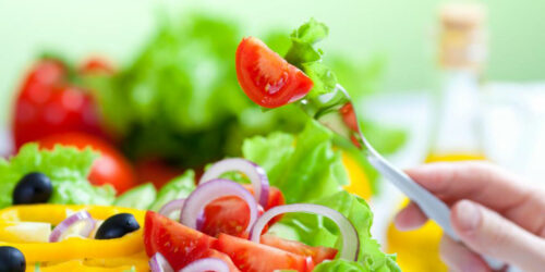 How to prevent heart diseases by following a heart healthy diet?