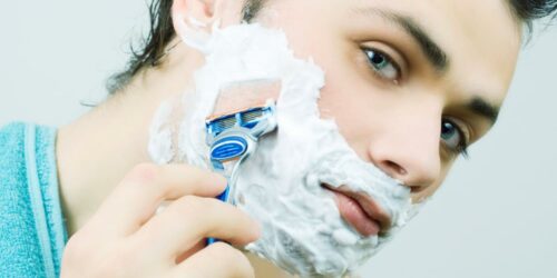 Let the morning ritual get comfortable with the best razors for men