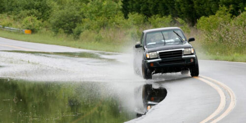 Nissan Frontier: Small truck at an affordable price