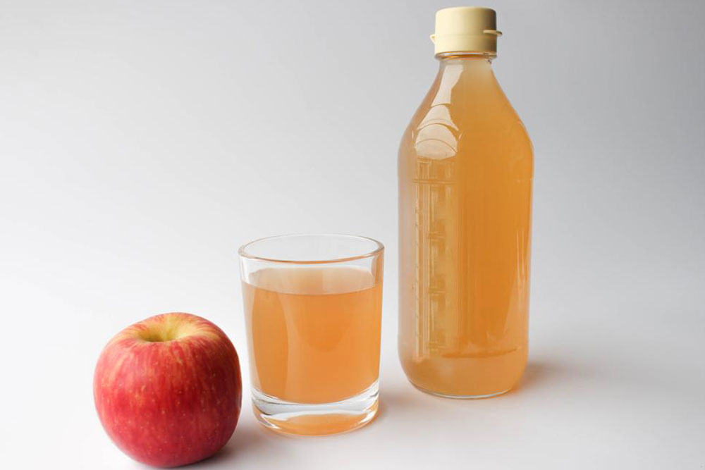 Six fantastic apple cider vinegar drinks for detoxification