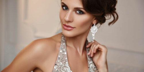 Stunning earrings collections at the Diamond Studs sale