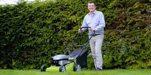 Steps to sharpen the blades of a ride-on mower