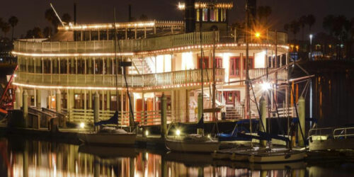 Popular Mississippi River cruises