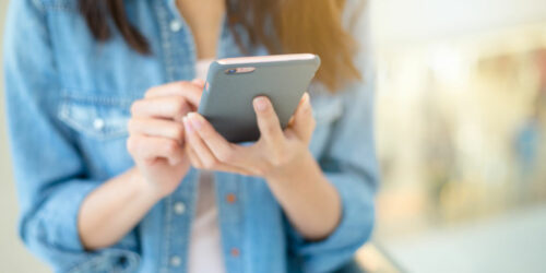 Reasons why prepaid cell phone plans are gaining popularity