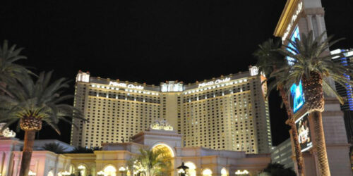 Websites offering great deals on Las Vegas hotels