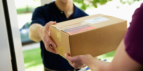 Top 4 services for mail and package delivery