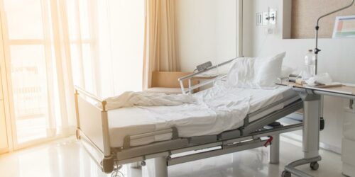 Top tips on buying hospital bed for home