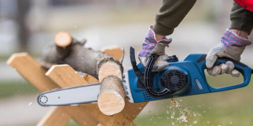 The benefits of using a petrol chainsaw