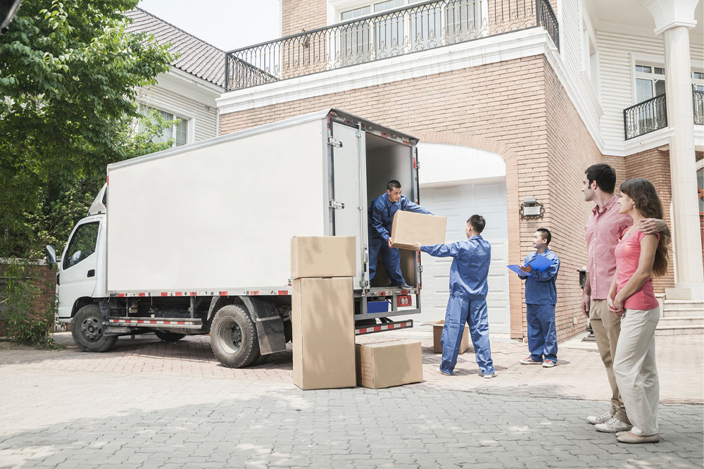 Things that you must know about long distance movers