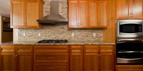 This is why your kitchen should have an under cabinet range hood