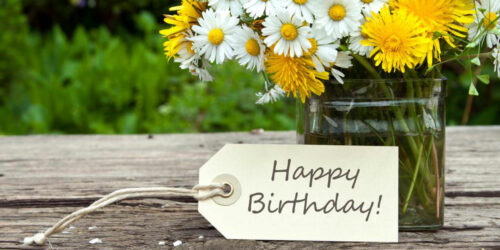 Tips on writing a personal message on birthday cards