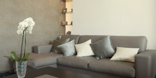 Tips for choosing living room furniture