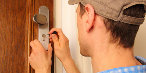 3 popular locksmiths in Chicago