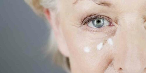 6 Ways to Get Rid of Bags Under Your Eyes