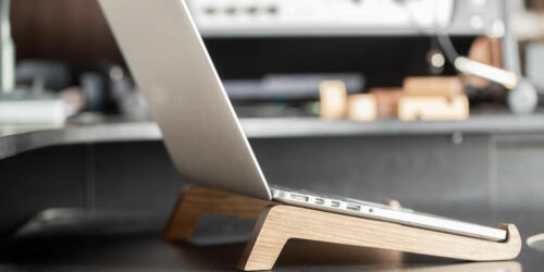 6 ways the government offers free laptops