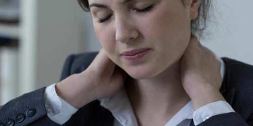 Common Reasons Why You Suffer from Neck and Shoulder Pain