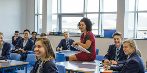 Best online colleges for pursuing e-commerce courses