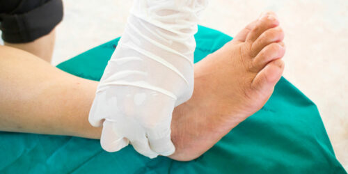 Know about the Various Symptoms of Neuropathy