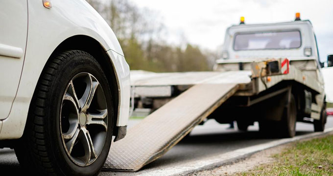 Important things to know before you buy a towing truck