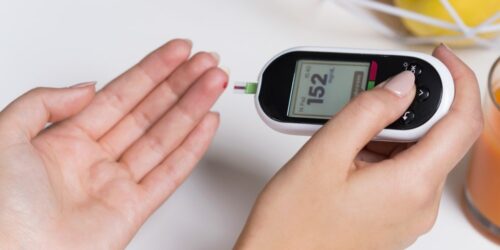 Lifestyle tips that help keep blood sugar levels in check