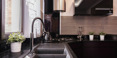 Tips to pick the right countertops and sinks for your dream kitchen