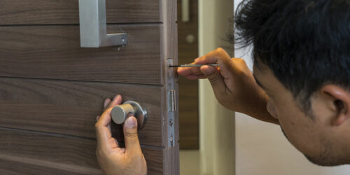 Tips to protect yourself from locksmith scammers