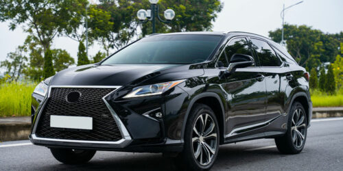 5 Reasons to Drive Home the Lexus RX 300