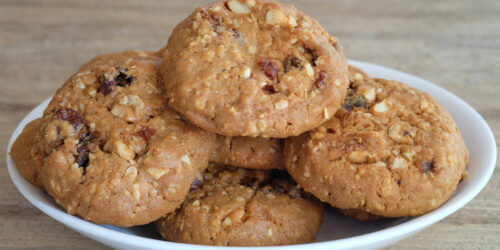 Simple Recipes of Oatmeal Raisin Cookies