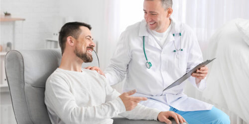 Small Cell Lung Cancer – Signs, Causes, Management Options, and more