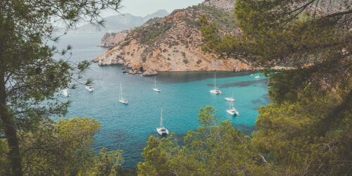 Majorca Travel Guide &#8211; Tips for Booking Flights and Stays