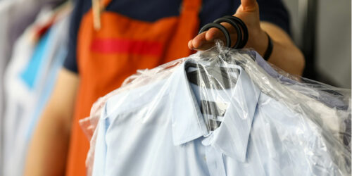 7 Factors to Consider When Choosing a Dry Cleaning Service