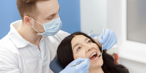 Tips to Find Dentists Nearby for Affordable Dental Implants