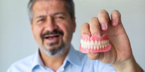 Snap-In Dentures &#8211; Procedure, Benefits, Cost, and Tips