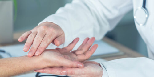 11 Common Symptoms of Dermatomyositis