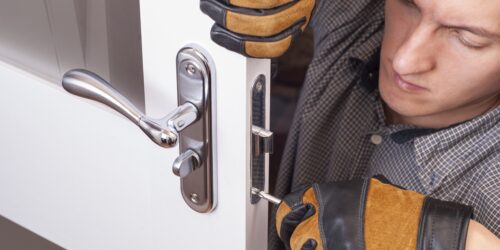 Comparing Door Lock Prices Online in Nassau