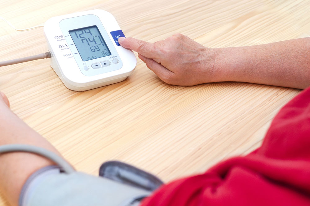 Home Blood Pressure Monitors &#8211; Features, Top Picks, and More